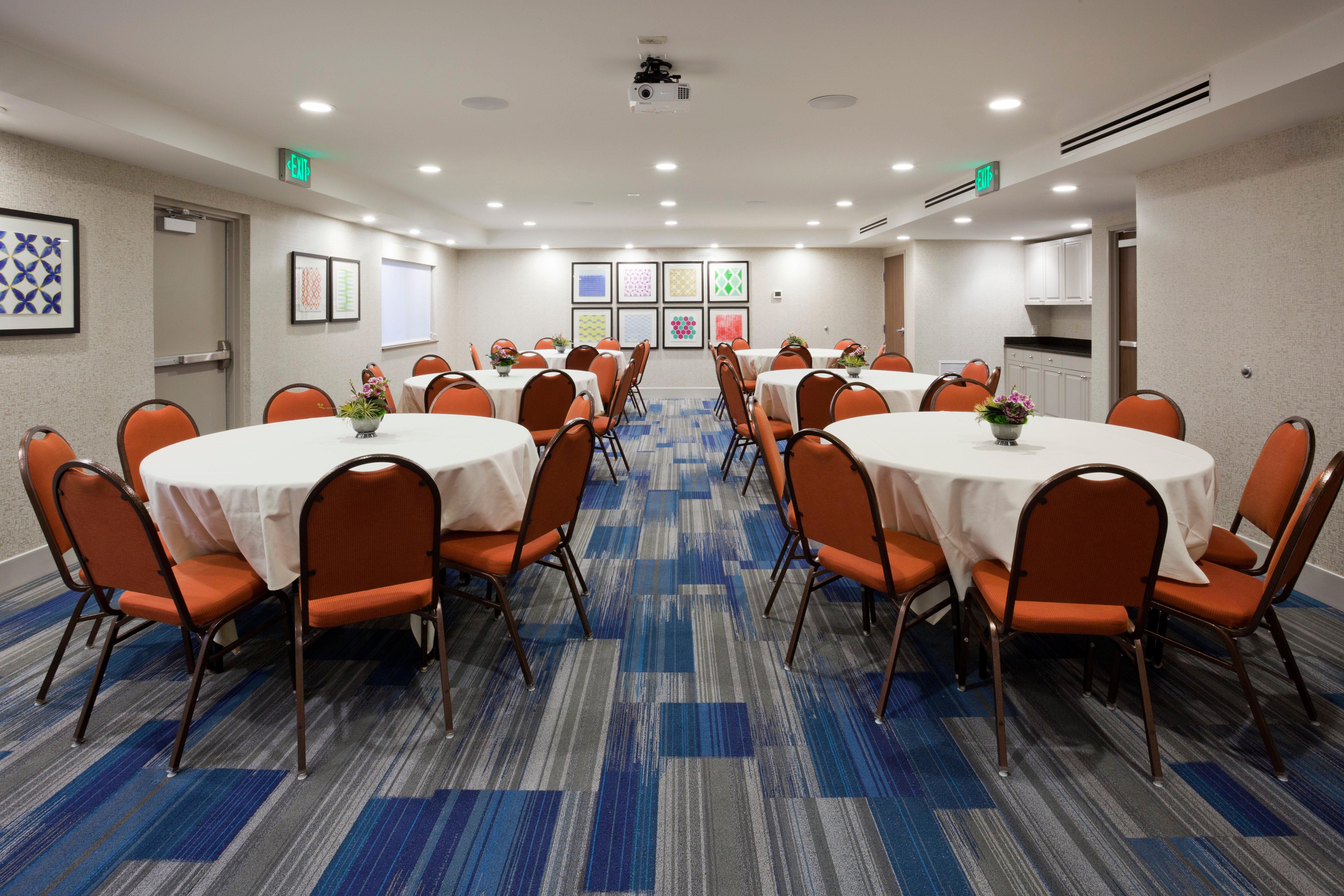 Holiday Inn Express Hotel & Suites Minneapolis-Golden Valley By Ihg Saint Louis Park Exterior foto