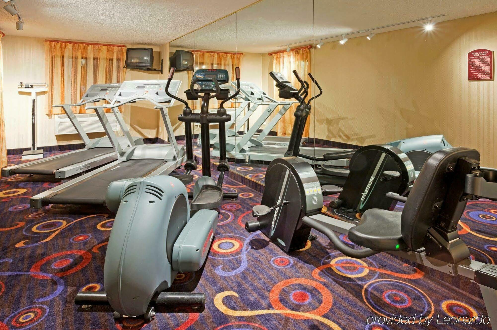 Holiday Inn Express Hotel & Suites Minneapolis-Golden Valley By Ihg Saint Louis Park Einrichtungen foto